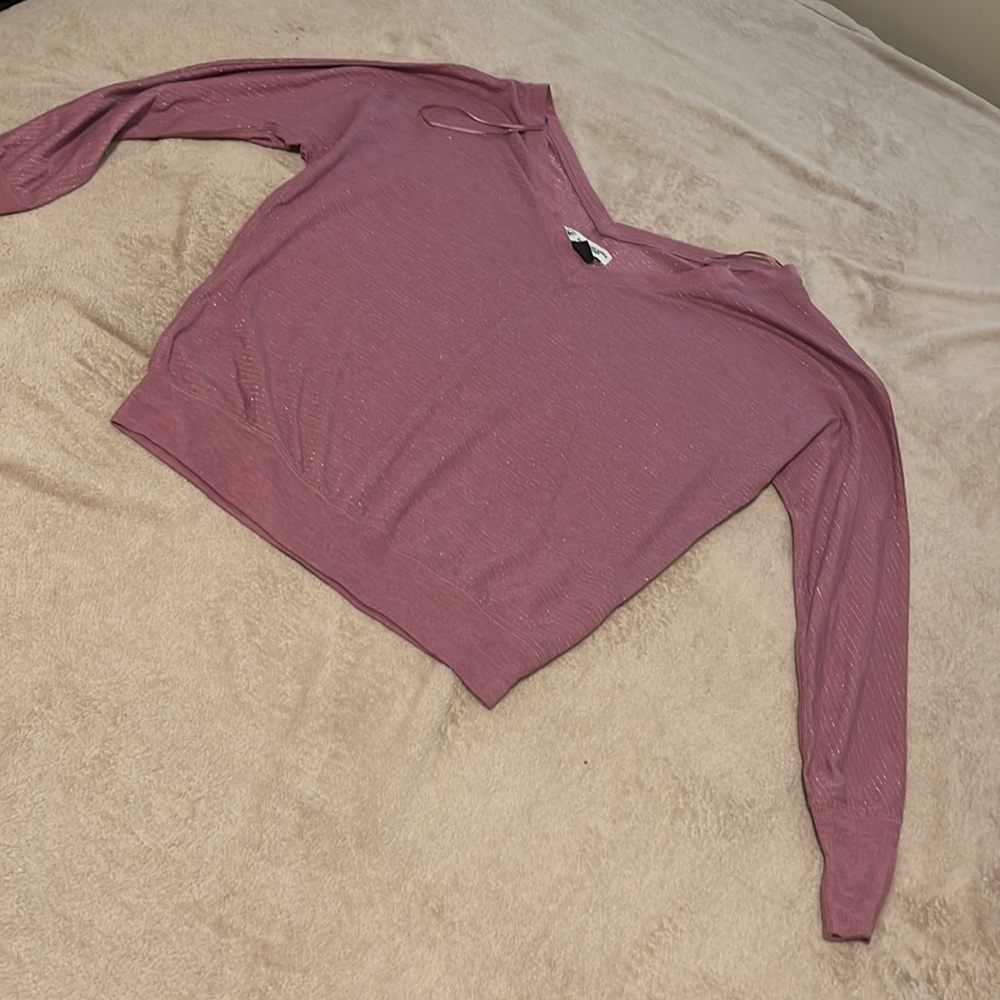 Clothes - Picture 2 of 5